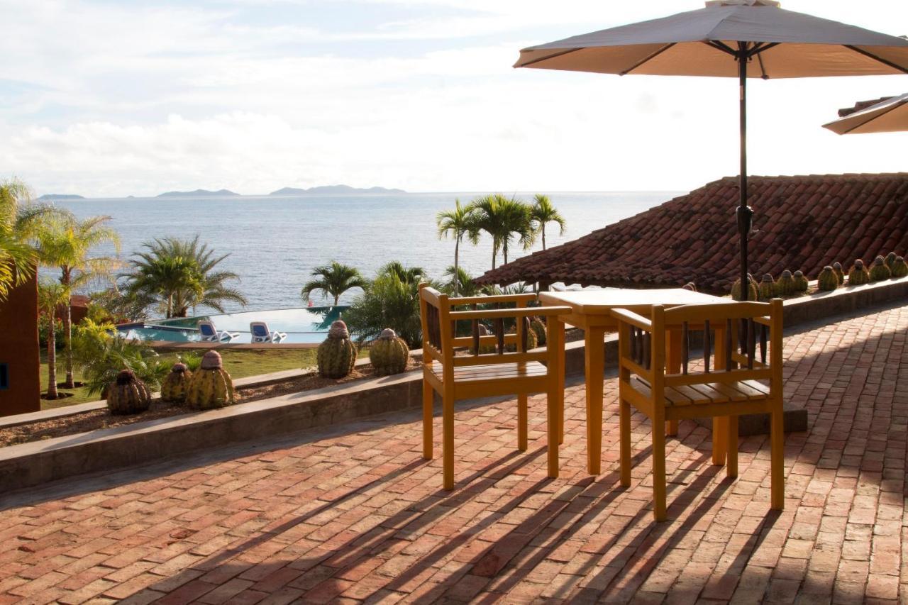 Cala Margarita Hotel Paraguachi Exterior photo