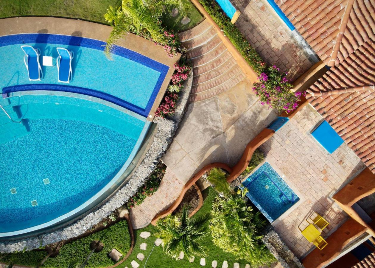 Cala Margarita Hotel Paraguachi Exterior photo